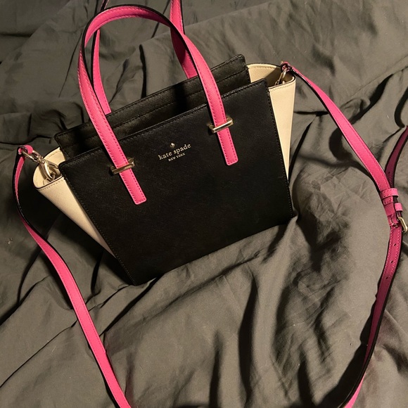 Kate Spade Crossbody - Picture 1 of 4